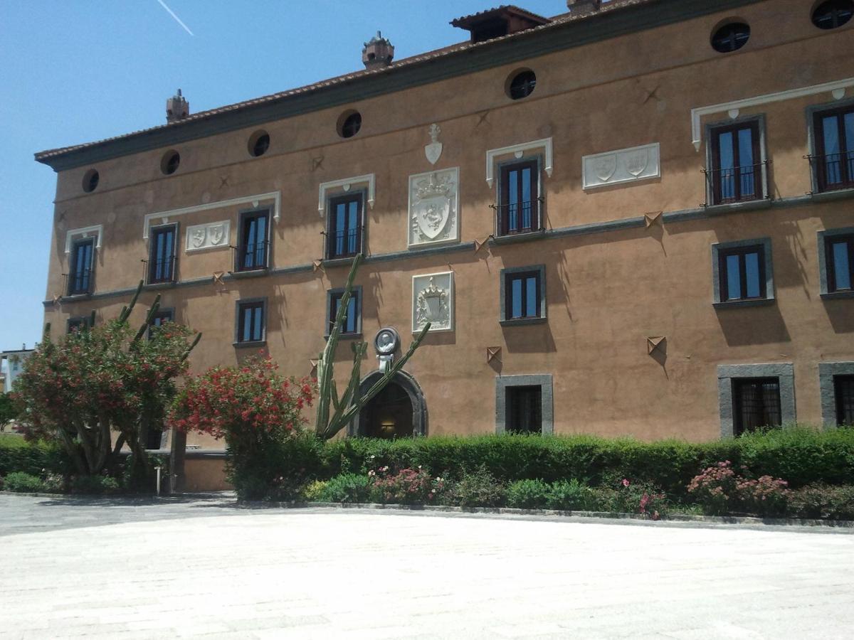 Bed and Breakfast Castello Di Casapozzano Аверса Экстерьер фото