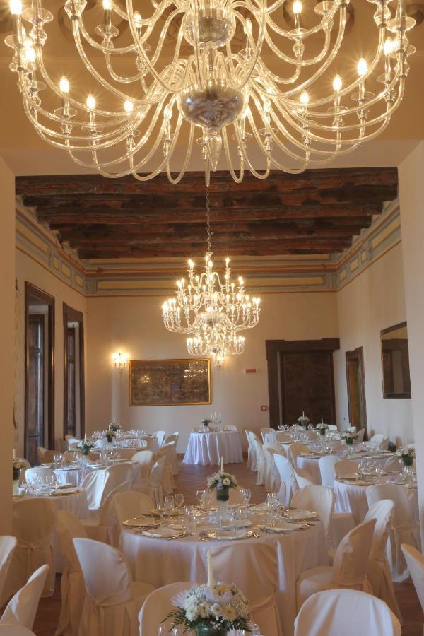 Bed and Breakfast Castello Di Casapozzano Аверса Экстерьер фото